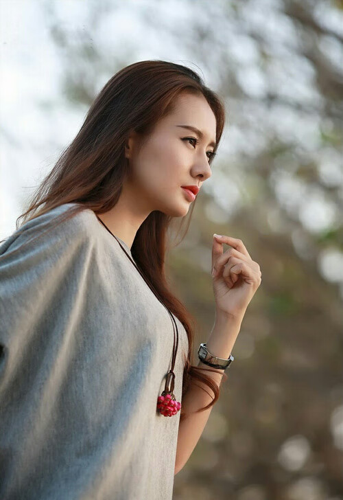 平台-鹰击长空，浓眉稳如磐石，一场关键战的战术叙事